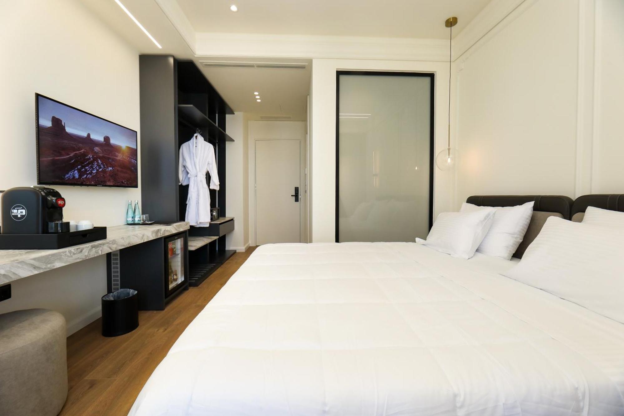 Hotel Adore Vlorë Εξωτερικό φωτογραφία
