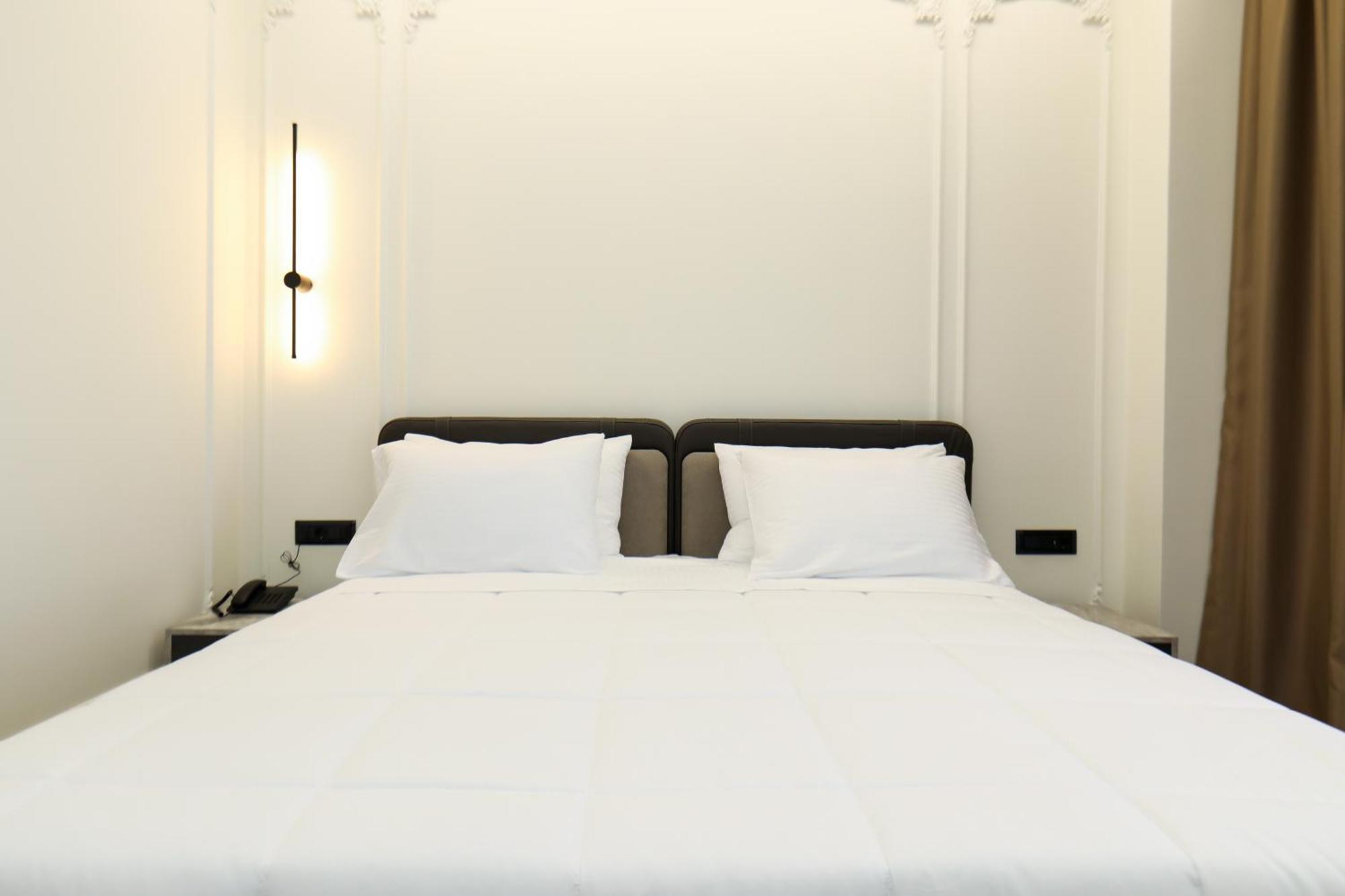 Hotel Adore Vlorë Εξωτερικό φωτογραφία