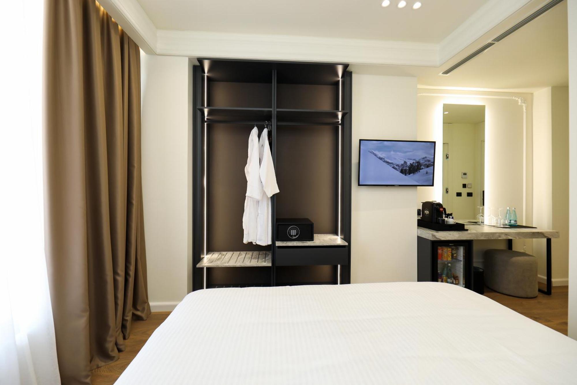 Hotel Adore Vlorë Εξωτερικό φωτογραφία
