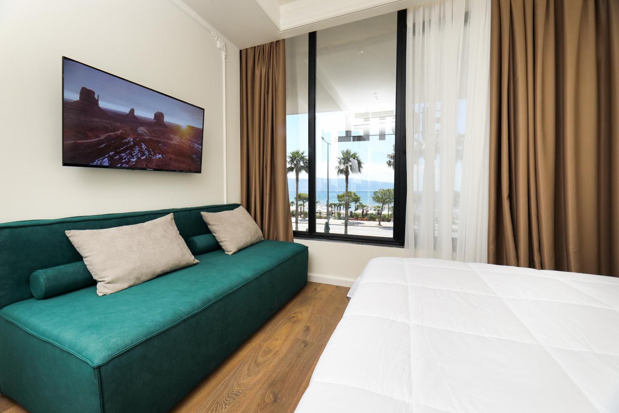 Hotel Adore Vlorë Εξωτερικό φωτογραφία