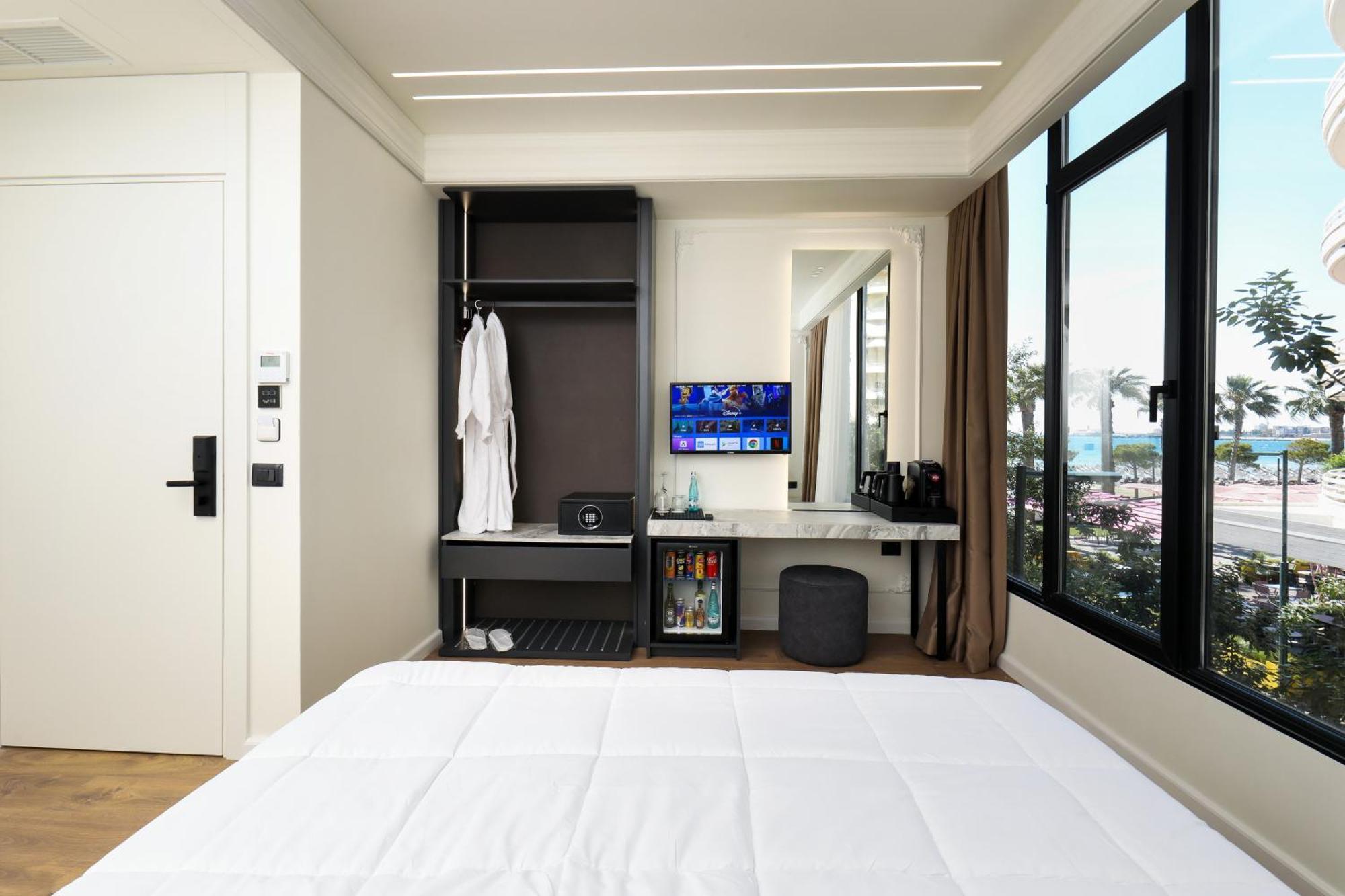 Hotel Adore Vlorë Εξωτερικό φωτογραφία