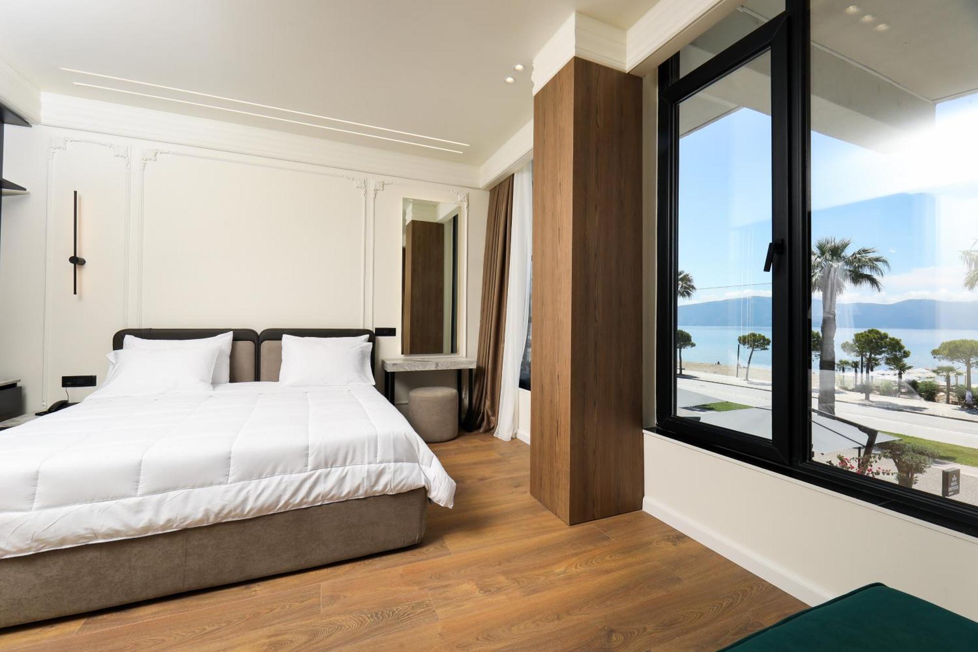 Hotel Adore Vlorë Εξωτερικό φωτογραφία